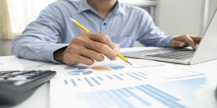 Com corte na Taxa Selic passo a lucrar menos em meus Investimentos?