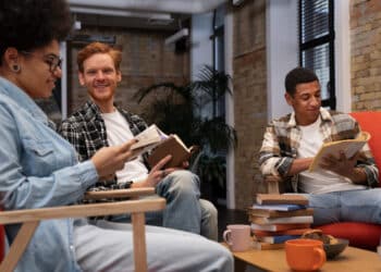 VocГѓВЄ jГѓВЎ ouviu falar em clubes de leitura nas empresas?