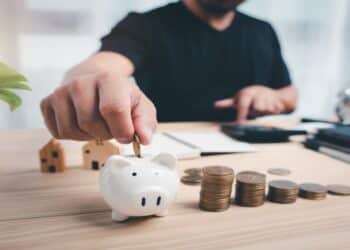 VocГѓВЄ pode BLINDAR sua vida financeira com o 13Г‚Вє salГѓВЎrio! Veja como: