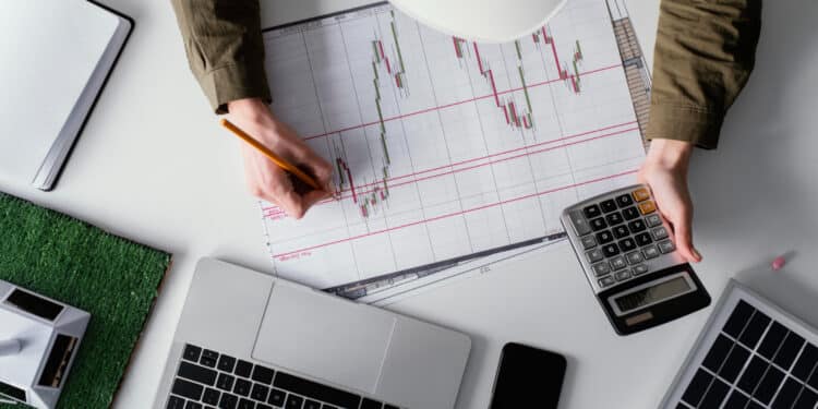 Oportunidade de renda passiva: Veja a melhor maneira de investir nesses 5 ativos