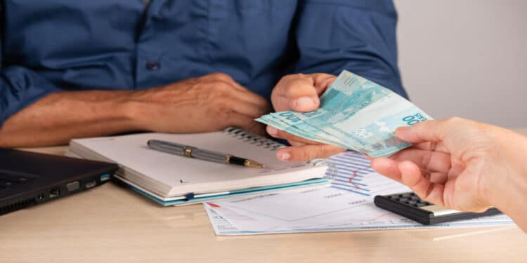 InflaГѓВ§ГѓВЈo MENOR Pode Diminuir Reajuste do SalГѓВЎrio MГѓВ­nimo!