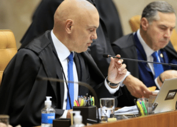 STF forma maioria para regionalizar piso da enfermagem, veja o que mudou