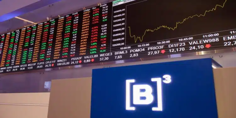 Ibovespa recua com foco em Trump e ajuste fiscal no Brasil
