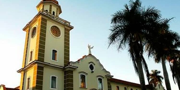 Receita Federal cancela isenГѓВ§ГѓВЈo fiscal de lГѓВ­deres religiosos, revogando regra de Bolsonaro