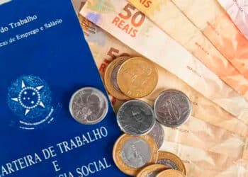 Aumento HistГѓВіrico: SalГѓВЎrio MГѓВ­nimo vai acima de R$ 2000 em 2024!
