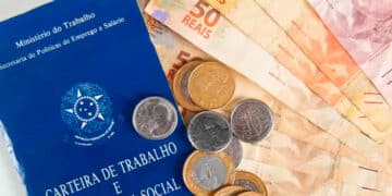 Aumento HistГѓВіrico: SalГѓВЎrio MГѓВ­nimo vai acima de R$ 2000 em 2024!