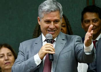Ministro do Desenvolvimento AgrГѓВЎrio Contraria LГѓВ­der do MST Sobre Reforma AgrГѓВЎria