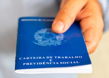 Aprenda como receber seu Abono Salarial PIS em 2024: veja como consultar e onde sГѓВЈo depositados os valores