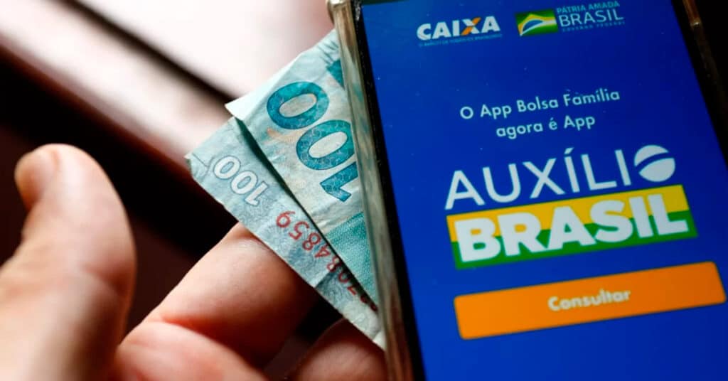 Confira se Você tem Direito à Receber R$15 mil do Auxílio Brasil