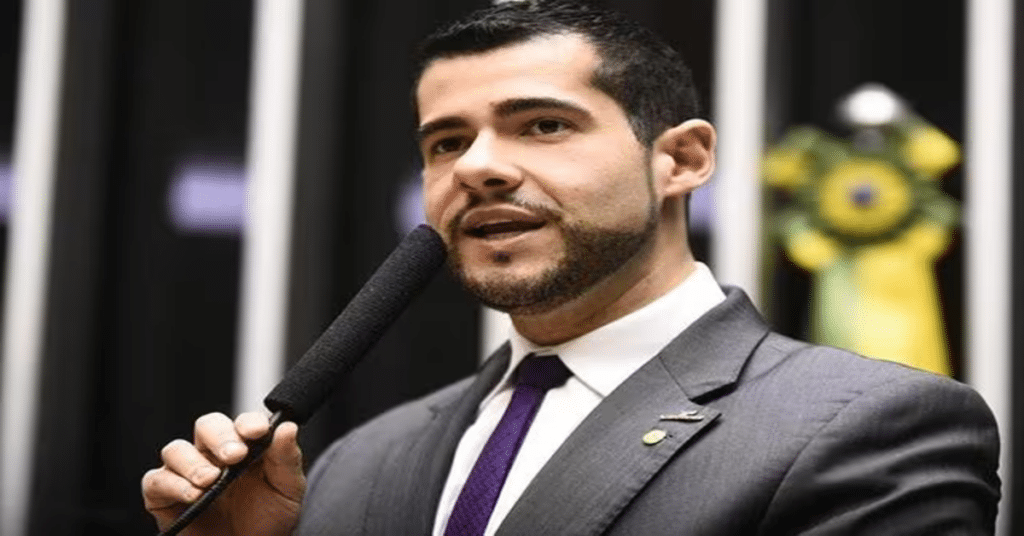 Deputado federal Alexandre Leite reage a tentativa de roubo e mata suspeito