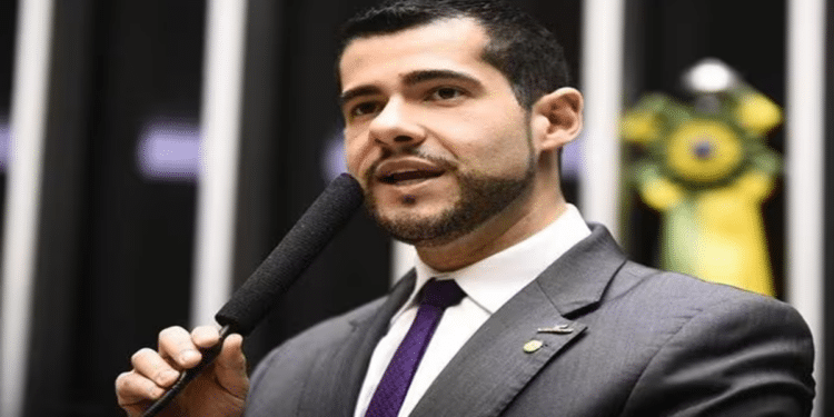 Deputado Alexandre Leite que matou assaltante tem arma apreendida pela polГѓВcia de SГѓВЈo Paulo