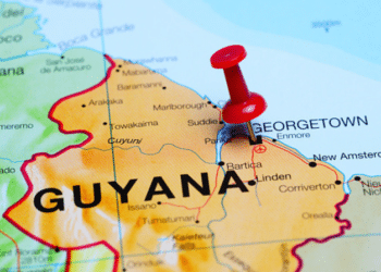 Manhattan Connection: A Venezuela pode invadir a Guiana?