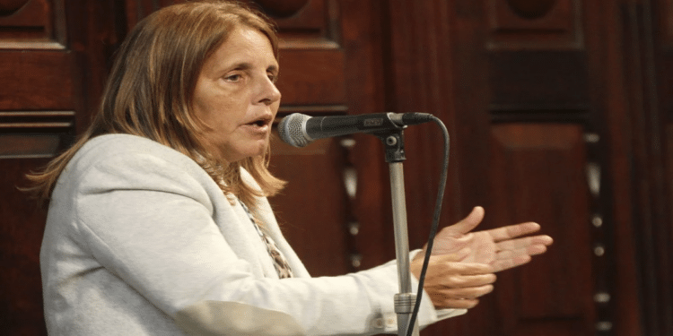 Quem ГѓВ© a Deputada Lucinha, a "Madrinha da Milicia" do Rio de Janeiro