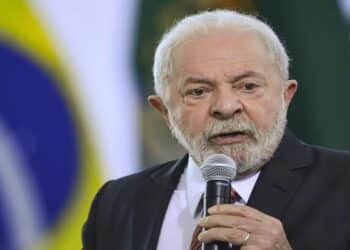 Governo Lula Propõe Crédito Consignado para Substituir Empréstimo do FGTS!