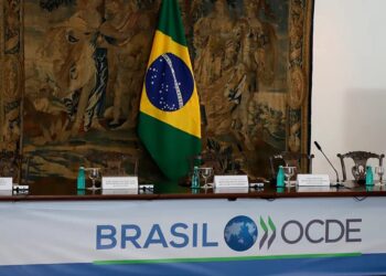 Economia Brasileira: Brasil negocia desconto em taxa para ingresso na OCDE