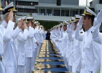 Concurso Marinha abre 117 vagas para Nível Superior: Salários até R$ 9.070,60!