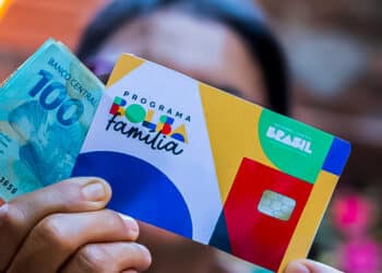 Posso acumular o BPC com o Bolsa FamГѓВ­lia em 2024? Como funciona e quem tem direito aos benefГѓВ­cios