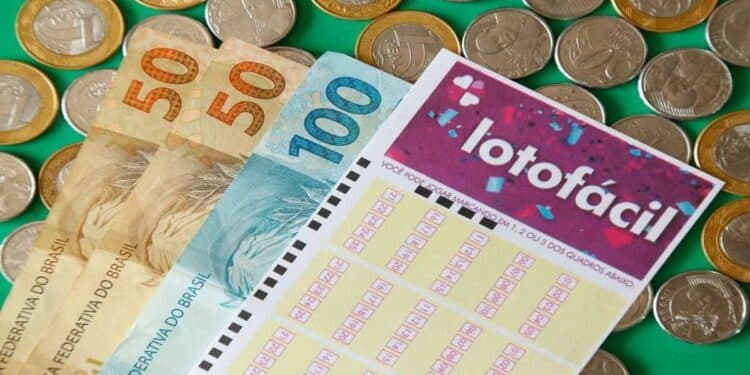 Lotofácil no Valor de R$ 1.7 Milhão: Veja as Dezenas Sorteadas!