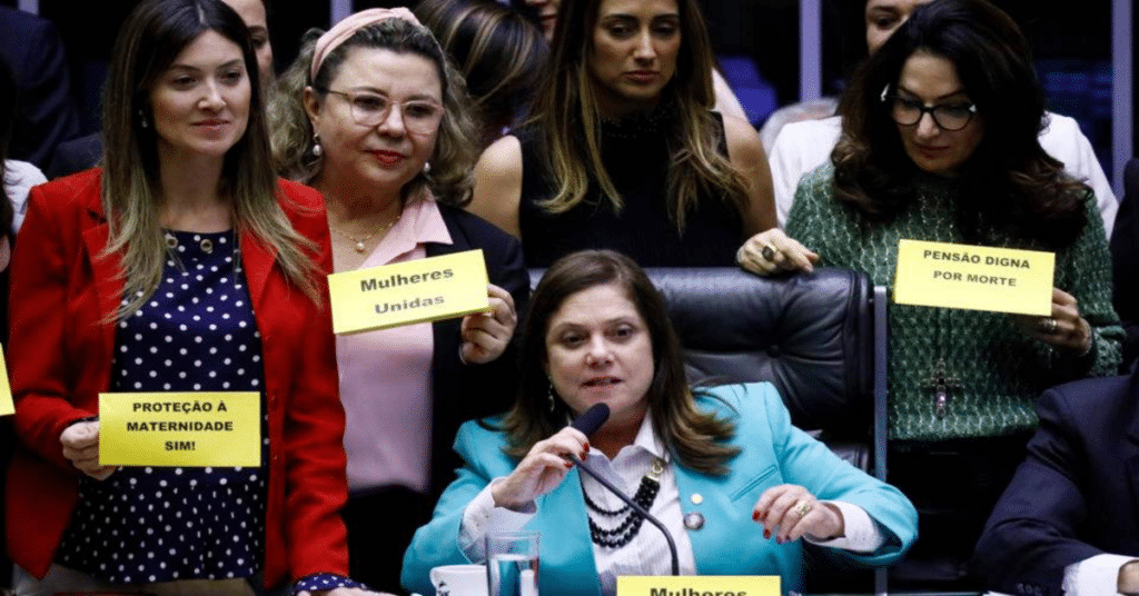 Empresas são obrigadas por lei a contratar mulheres vitimas de violência! Entenda