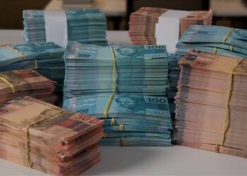Alta na PoupanГѓВ§a: Bancos Brasileiros Comemoram Aumento!