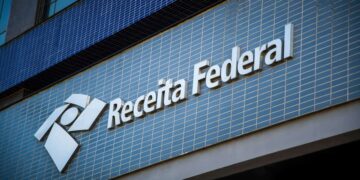 Imposto de Renda 2024 para Aposentados: Saiba quem precisa declarar e como pagar menos