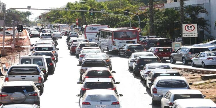 Motoristas RecГѓВ©m-habilitados deverГѓВЈo cumprir NOVA obrigaГѓВ§ГѓВЈo; veja qual