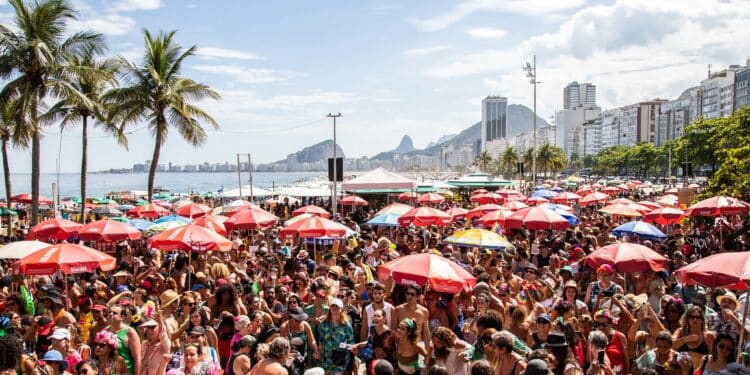 Carnaval 2024: Pesquisa revela aumento no entusiasmo dos brasileiros para a grande festa