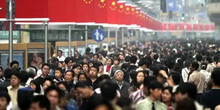 China enfrenta maior queda nos preГѓВ§os ao consumidor em 14 anos e corre risco de deflaГѓВ§ГѓВЈo