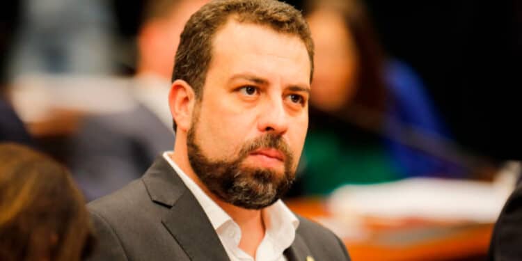 PrГѓВ©-Candidato a Prefeitura de SP Boulos critica prefeito Ricardo Nunes por apoiar Bolsonaro