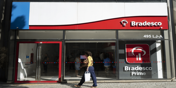 PopulaГѓВ§ГѓВЈo Revoltada com Impacto das Medidas do Bradesco!