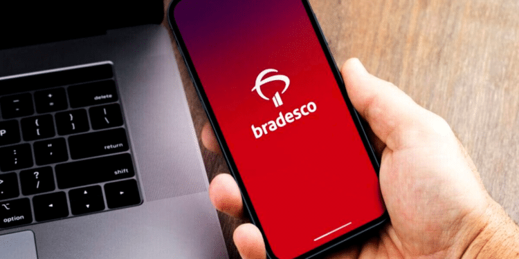 Bradesco alerta sobre anuidade em seus cartГѓВµes