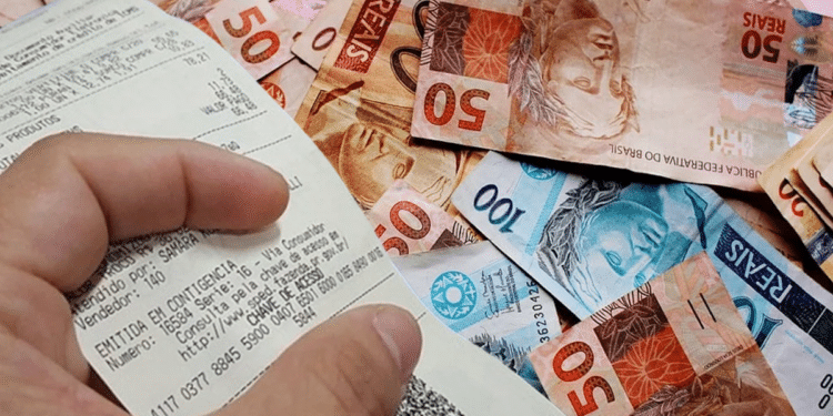 PrГѓВЄmio de R$ 50 mil foi sorteado para sortudo que colocou CPF na Nota! Veja como receber