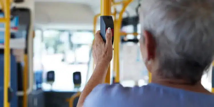 Novo CartГѓВЈo de ГѓвЂќnibus para Idosos a partir de 60 anos: Confira Como Solicitar de Forma Simples
