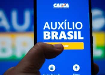IndenizaГѓВ§ГѓВЈo por Vazamento do AuxГѓВ­lio Brasil: Saiba agora se vocГѓВЄ pode receber atГѓВ© R$15 mil!