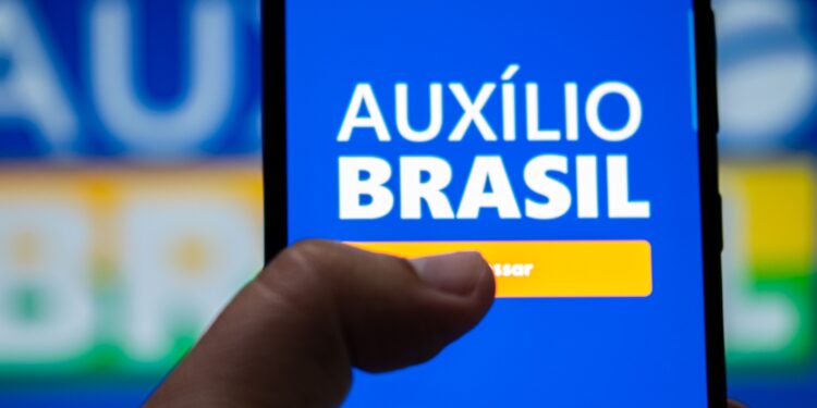 IndenizaГѓВ§ГѓВЈo por Vazamento do AuxГѓВ­lio Brasil: Saiba agora se vocГѓВЄ pode receber atГѓВ© R$15 mil!