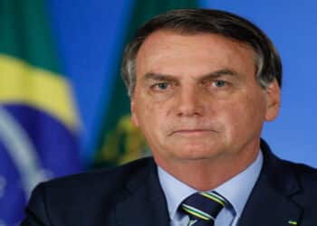 STF Decide Manter Passaporte de Bolsonaro Retido! Entenda