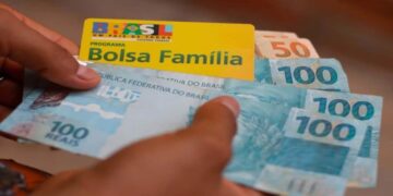 Bolsa FamГѓВ­lia oferece adicional de R$450: Descubra se vocГѓВЄ tem direito