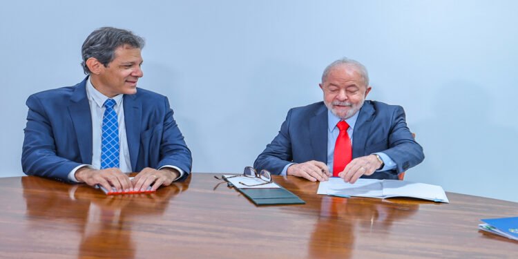 Ministro Confirma AUMENTO do SalГѓВЎrio MГѓВ­nimo! Veja o Novo Valor