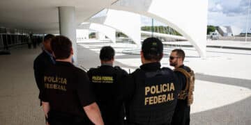 Ex-deputada PolГѓВ­tica Almerinda Carvalho ГѓВ© presa por corrupГѓВ§ГѓВЈo e lavagem de dinheiro no RJ