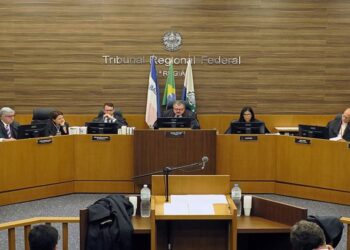Concurso TRF 2: Vagas Abertas com SalГѓВЎrios atГѓВ© R$ 13,9 mil! Inscreva-se JГѓВЎ!