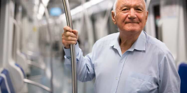 Novas Regras de Gratuidade no Transporte para Idosos em 2024!