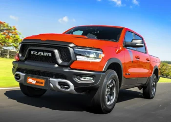 A Ram anuncia o fim dos motores V8 Hemi e lanГѓВ§a carros com motores turbo no Brasil!