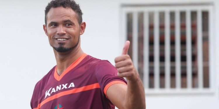 Para a Surpresa de MUITOS, Essa ГѓВ© a NOVA profissГѓВЈo do Ex-Goleiro Bruno!