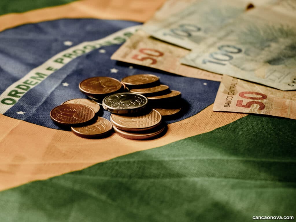 Mercado Financeiro Cresce Mesmo com Incertezas Globais e Locais