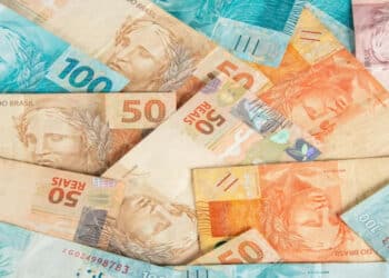 Salario mínimo no Paraná em 2025! Trabalhadores Comemoram