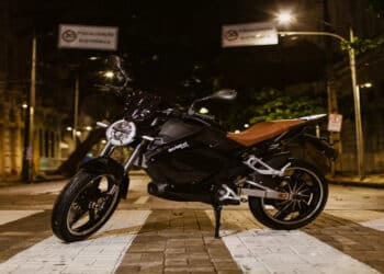 RevoluГѓВ§ГѓВЈo silenciosa: por que as motos elГѓВ©tricas sГѓВЈo o futuro da mobilidade e qual o melhor modelo para vocГѓВЄ?