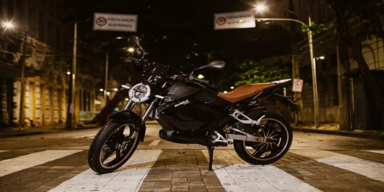 RevoluГѓВ§ГѓВЈo silenciosa: por que as motos elГѓВ©tricas sГѓВЈo o futuro da mobilidade e qual o melhor modelo para vocГѓВЄ?