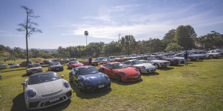 Classic Car Celebration: Um EspetГѓВЎculo de Carro em BraganГѓВ§a Paulista