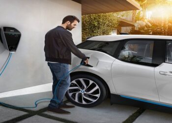 Carros elétricos e híbridos: Isentos de IPVA e incentivos fiscais