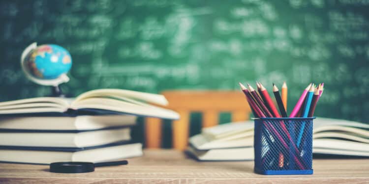 Santa Catarina Anuncia Concurso PГѓВєblico com 10.000 Vagas na EducaГѓВ§ГѓВЈo!